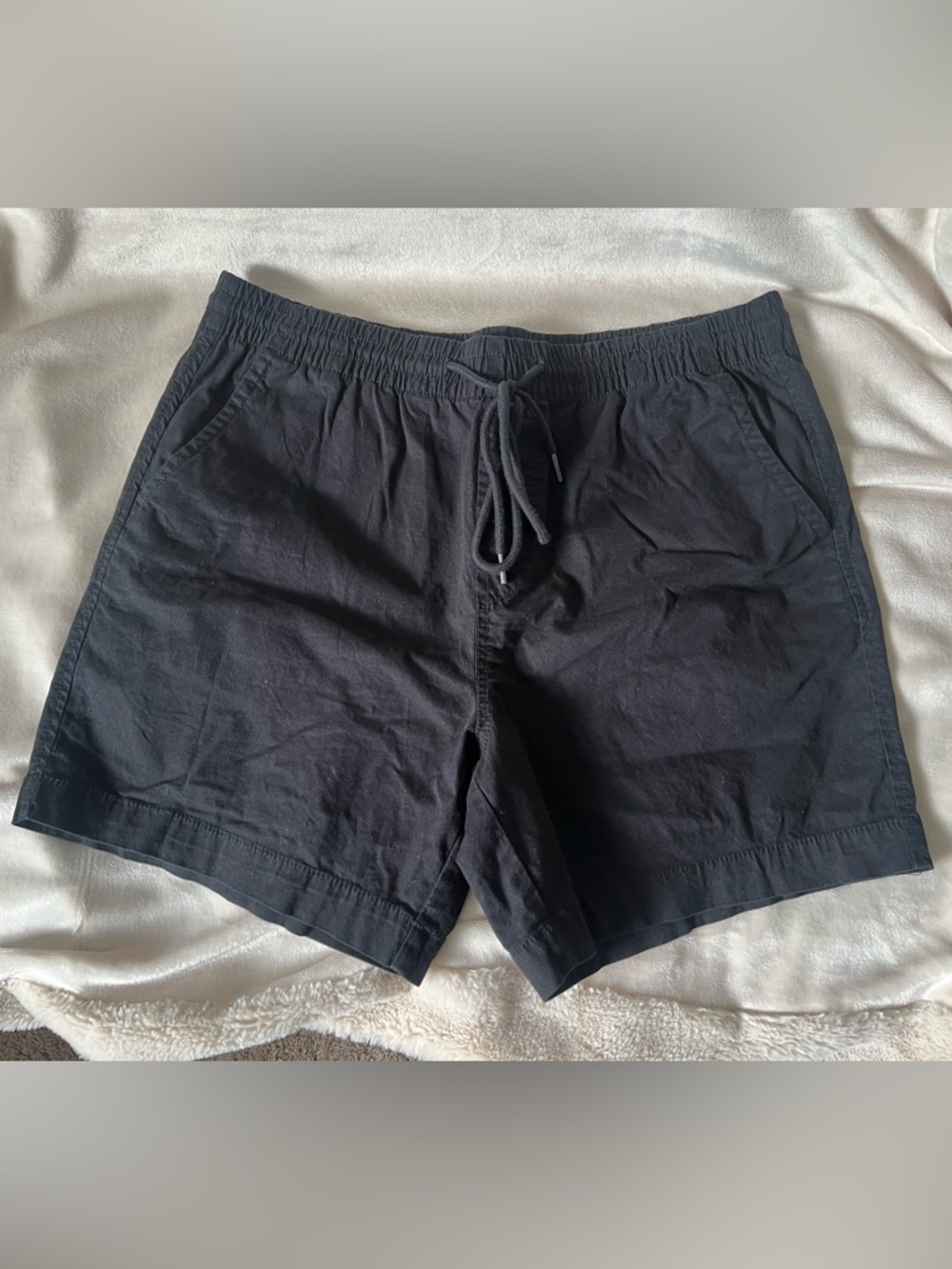 Aeropostale Black Elastic Waist Shorts L